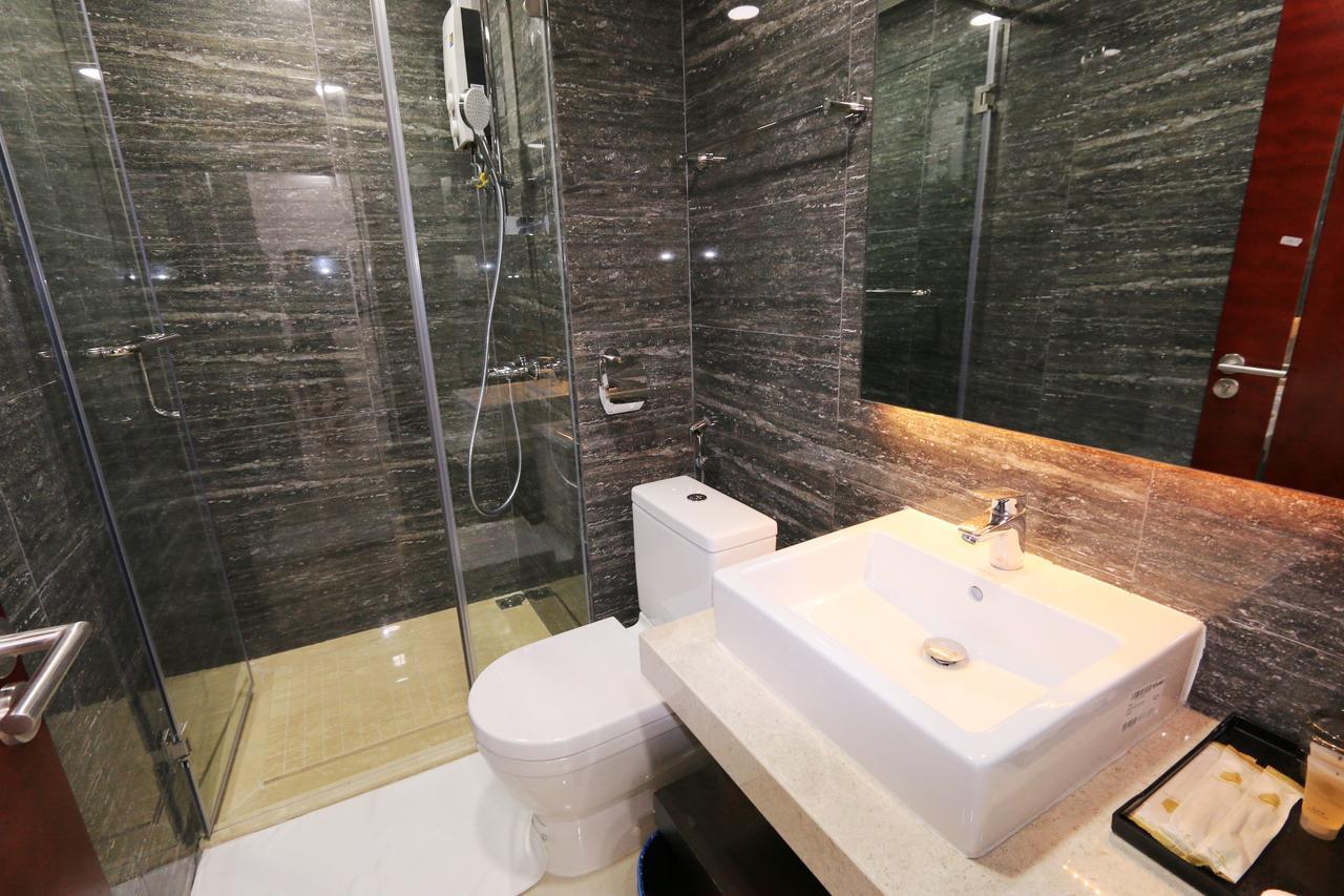 EASTLAND Hotel&Apartment Phnom-Penh Buitenkant foto