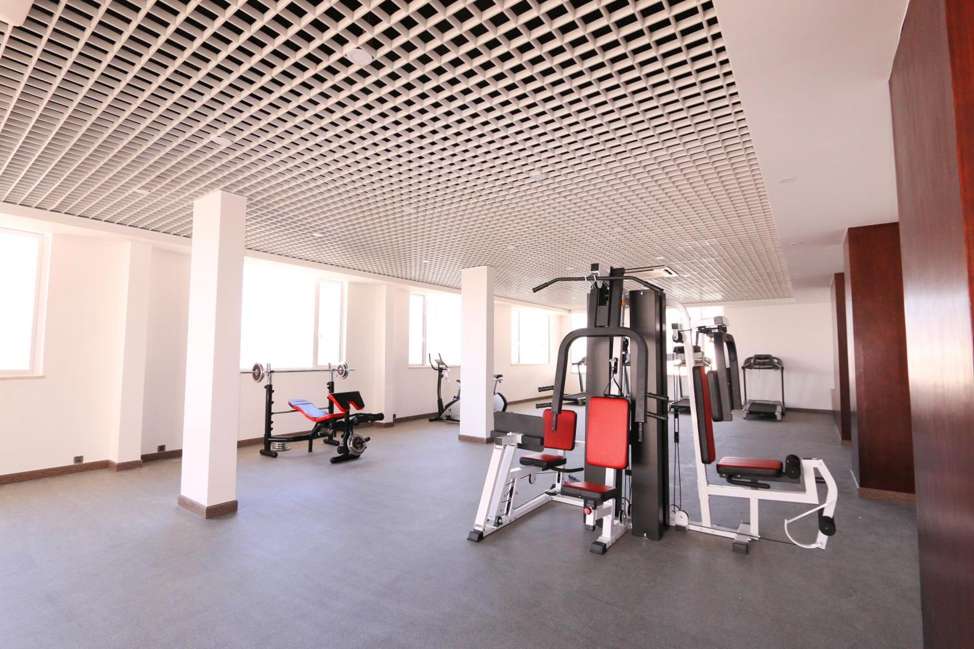 EASTLAND Hotel&Apartment Phnom-Penh Buitenkant foto