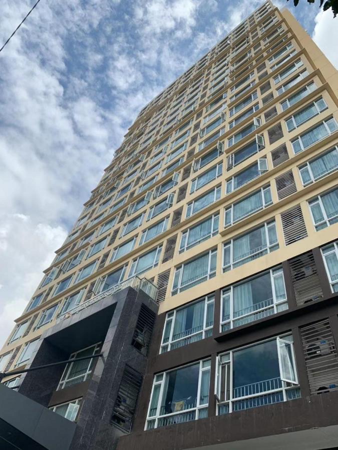 EASTLAND Hotel&Apartment Phnom-Penh Buitenkant foto